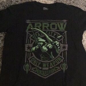 Arrow tshirt